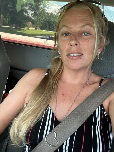 I just turned 38, i have no kids , no man, and recently cut my long hair…roast me up extra crispy