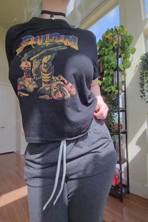 My F cups prove that I'm a good breeding candidate 😊