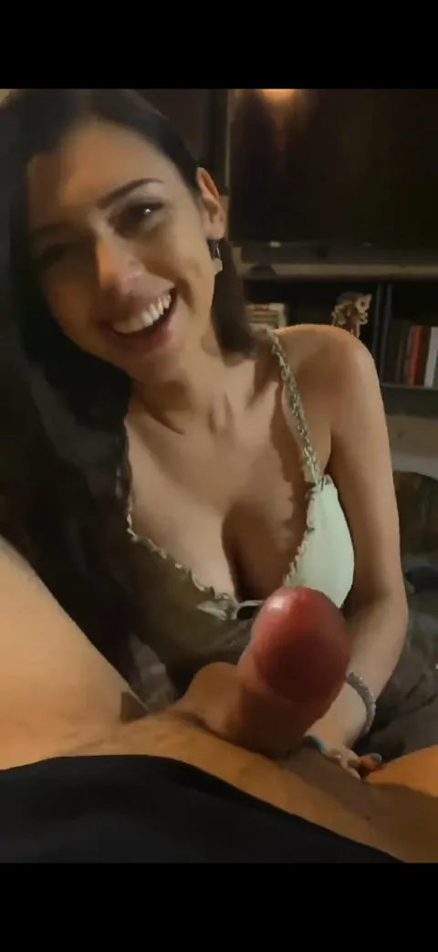 Who is this girl? Shes amazing