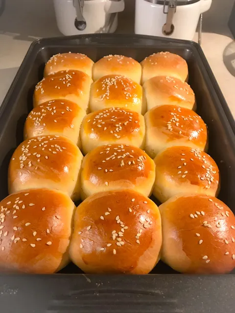 These dinner rolls I made last night !!