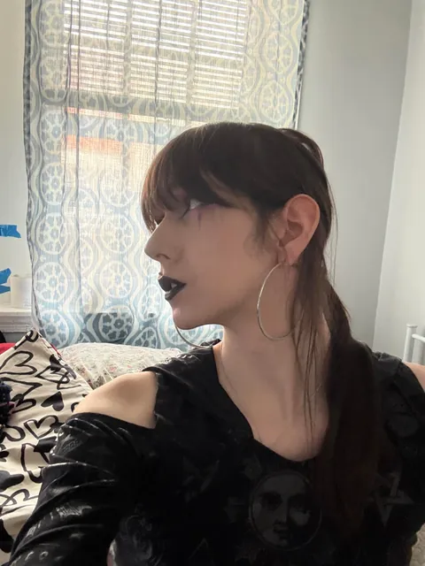 Just another goth girl trust me bro