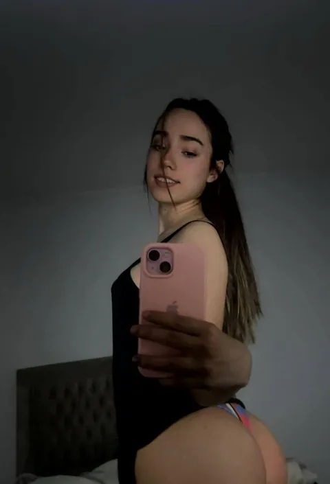 my ass needs u to service it but be kind im only small :)