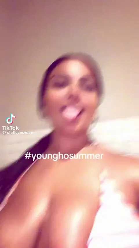 @steflovesyouu