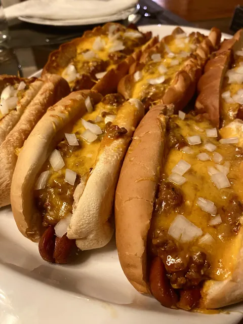 [Homemade] Chili dogs