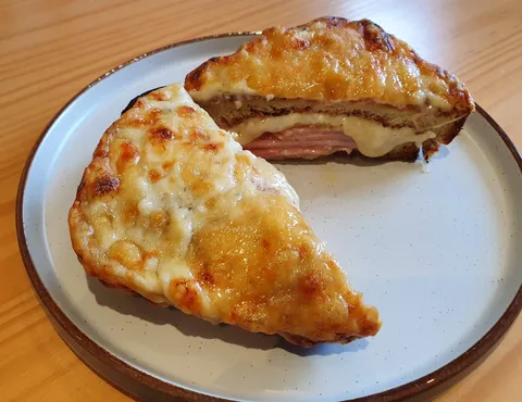 Had a go at making Croque Monsieur.