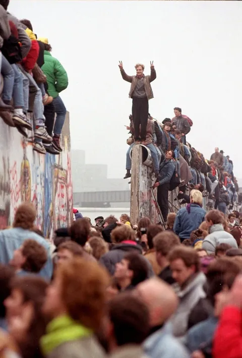 On this day in 1989, the Berlin Wall fell