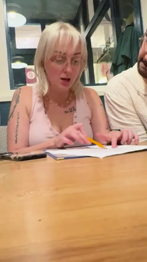 Got proposed to at our weekly pub trivia (OC)