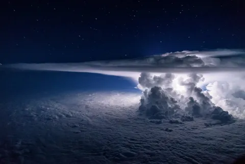 🔥 Pacific Storm from 37,000 feet above the ocean 🔥