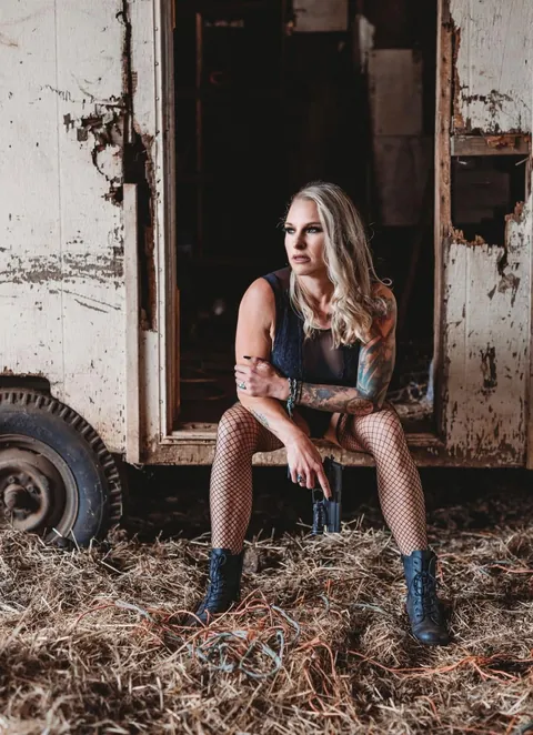 MILF vet, quite the combo