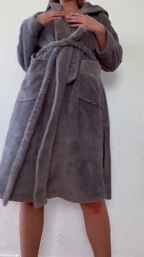 Do you like my voluptuous body, sir?