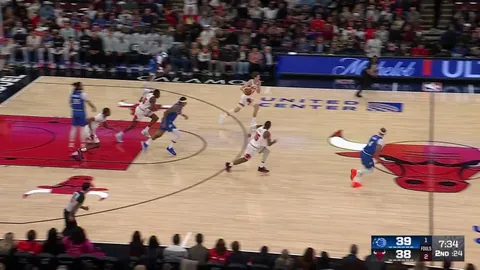 [Highlight] All the angles of Matas Buzelis' poster slam dunk against the Magic.