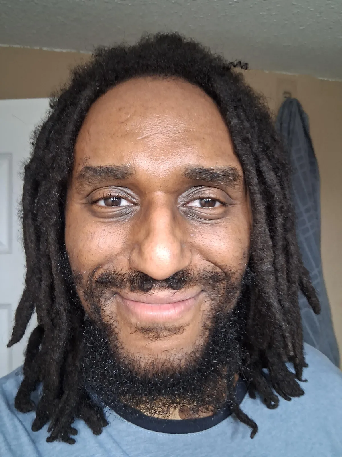 29M Been called homless even though I work from home, So hit me with your best shot. 👌