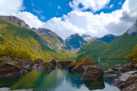 Bondhusvatnet, Norway [OC][2368x1582]