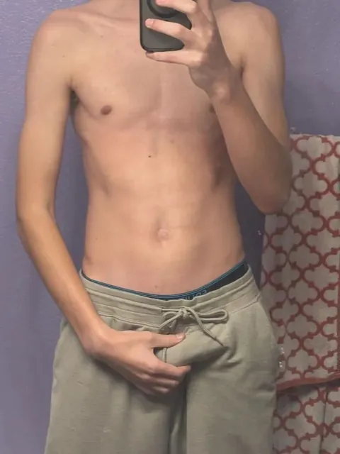 [19] swipe to undress (cum at end)