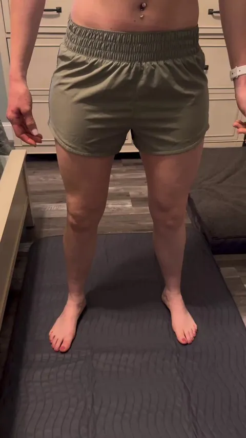 I’m testing out these new waterproof pads I got off Amazon!