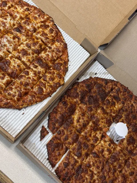 Manager said pizzas look the same