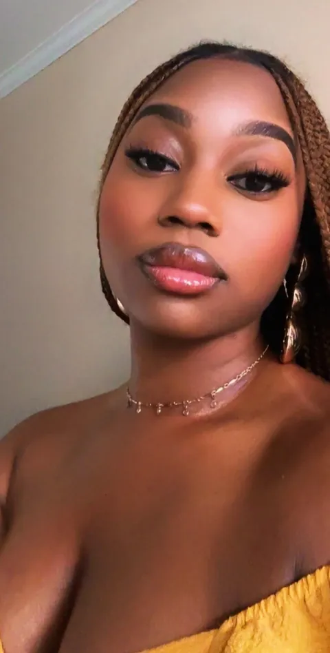 Which one getting covered? 🥜💦💦