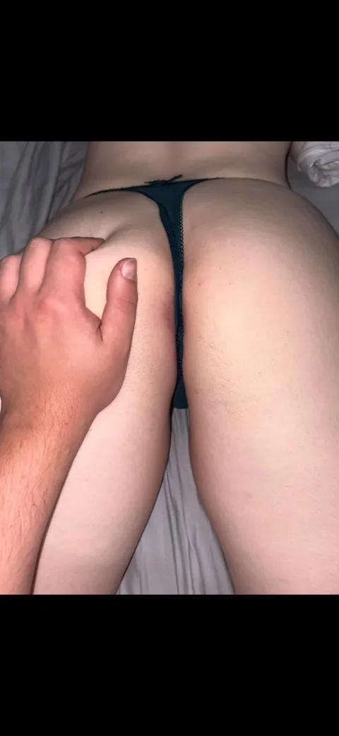 Lazy Sunday👀 means cute lingerie 🤭