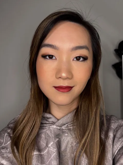 I hope bold makeup becomes casual again soon!