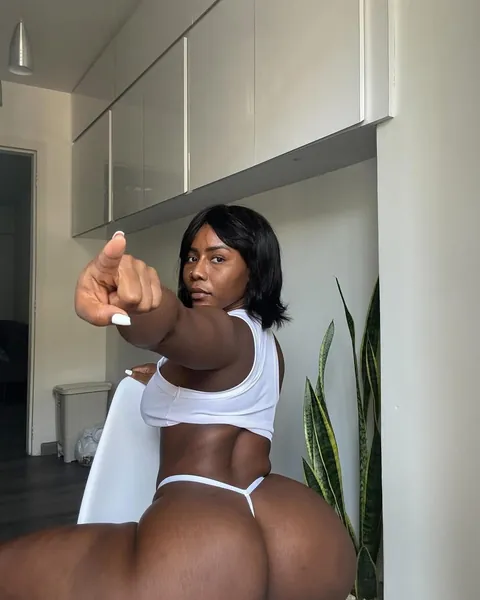 Which pic of my fat ass do you prefer? 1-10