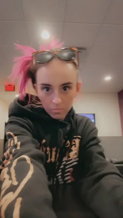 Of course she turned right back around and made eye contact lol