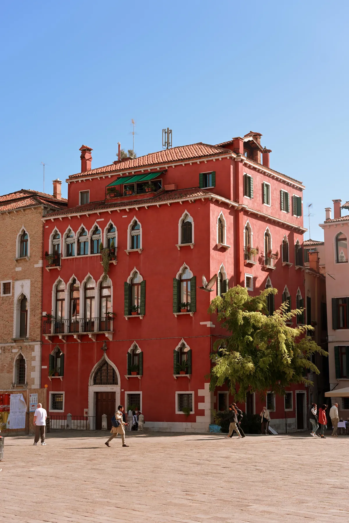 Traveled to Italy for my first time leaving the country