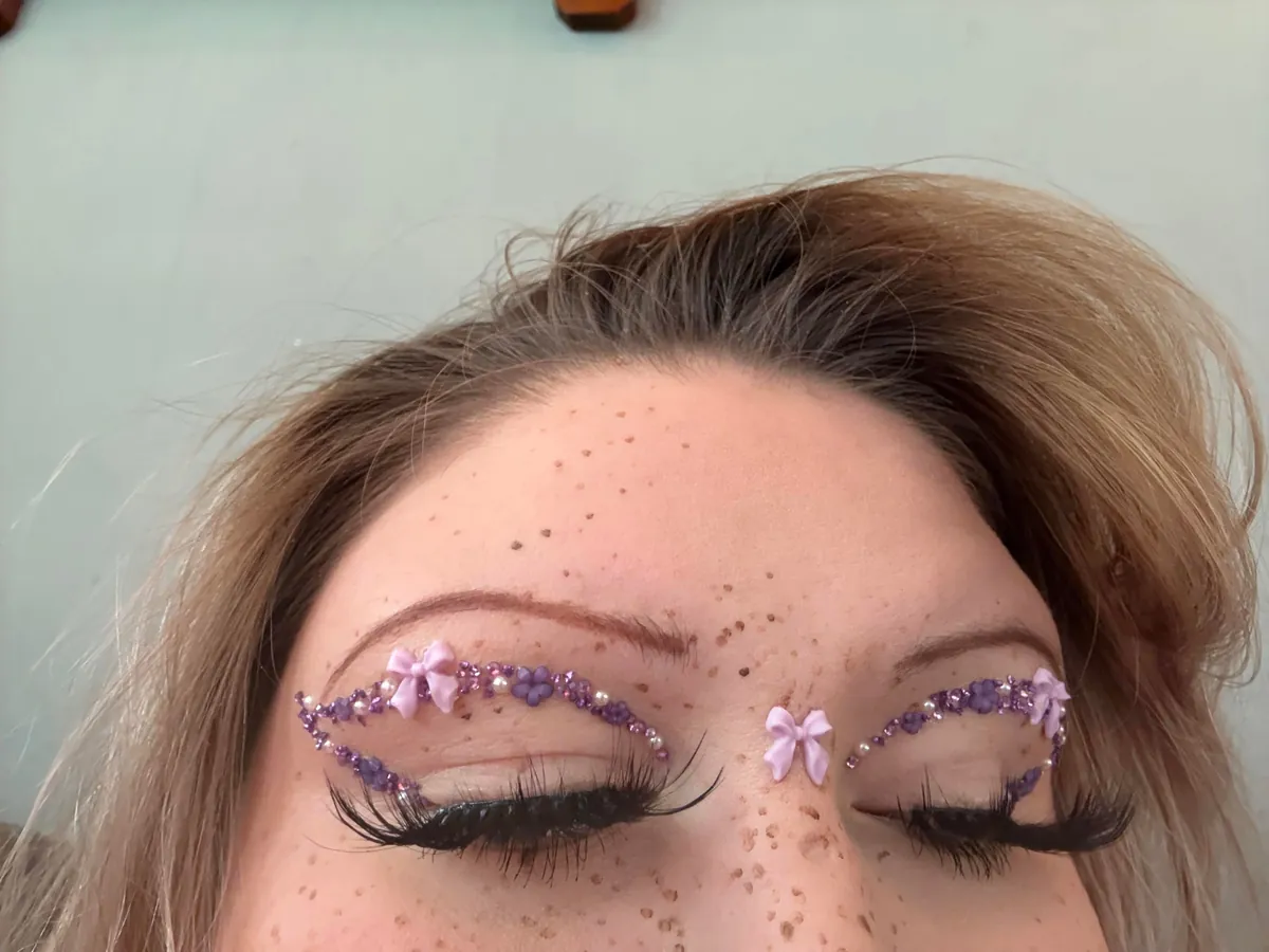 You’ve heard of junk nails, right? Let me introduce you to ✨junk liner✨