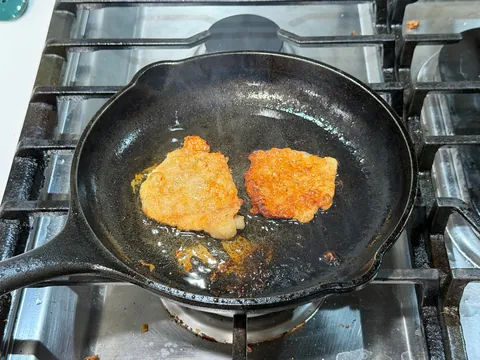 [homemade] boneless wings or saucy nugs or popcorn chicken or something.