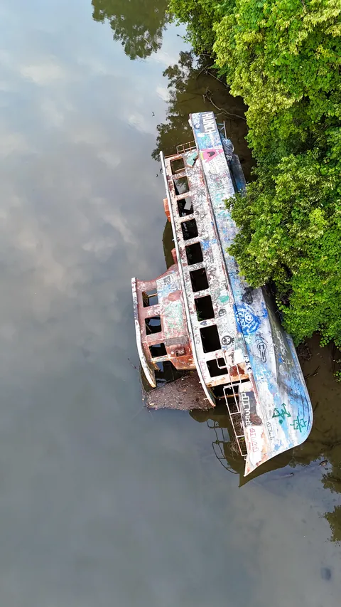 Abandoned boat