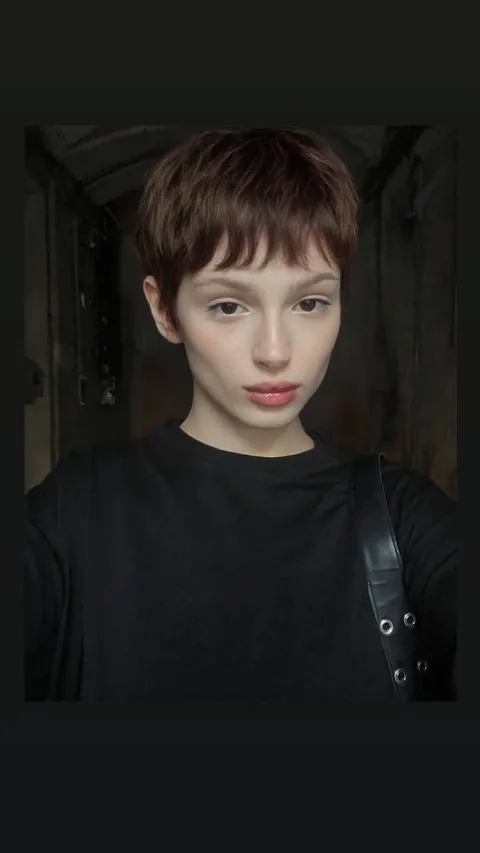 Do girls with short haircuts make you horny?