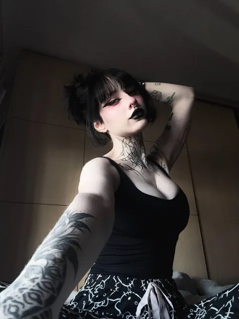 Swipe for a gothicc surprise