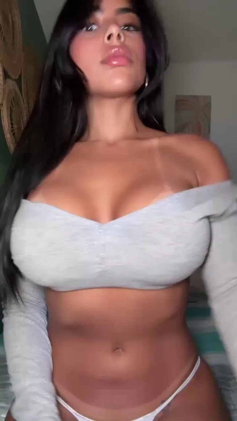 Your fave Latina bimbo?