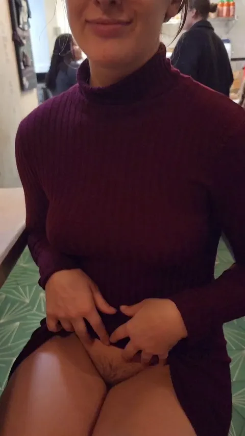 Dinner and a show [GIF]