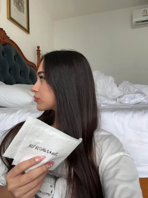 18F. Don’t hold back, destroy my confidence. 