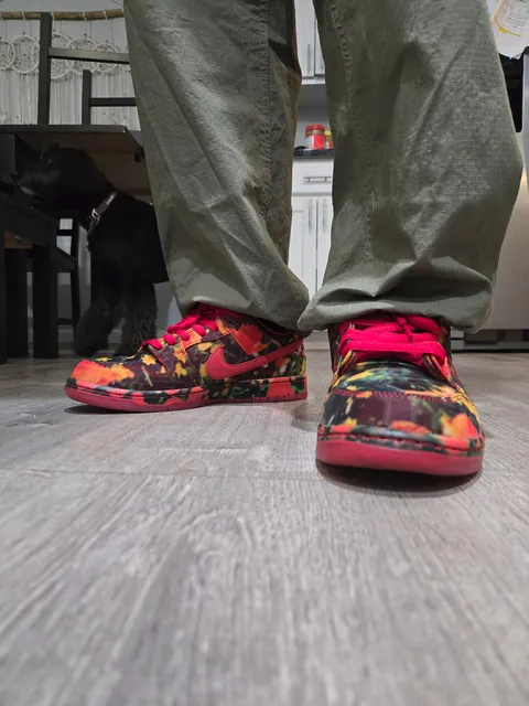 20 pics of sneakers I've worn lately