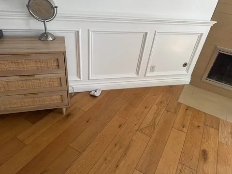 5pm check in at our Airbnb and it was still dirty when we arrived