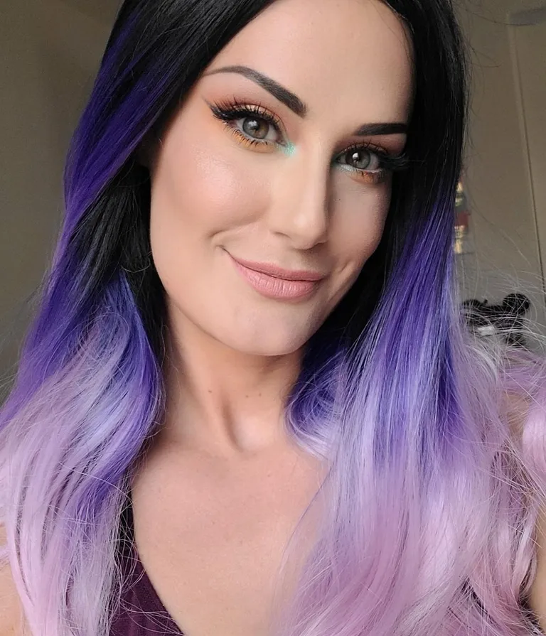 Fun little colorful look to brighten your Friday 🦋