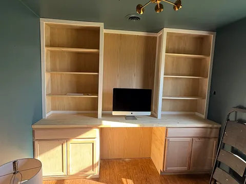 My amazing husband built me these built in bookcases with a desk for Christmas! I’m the dreamer and he’s makes all of my dreams come true! What do you guys think? Will you show him some love?! 