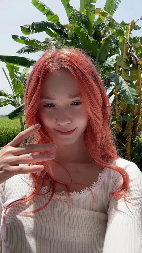 I take pride in showing my cute tits in public