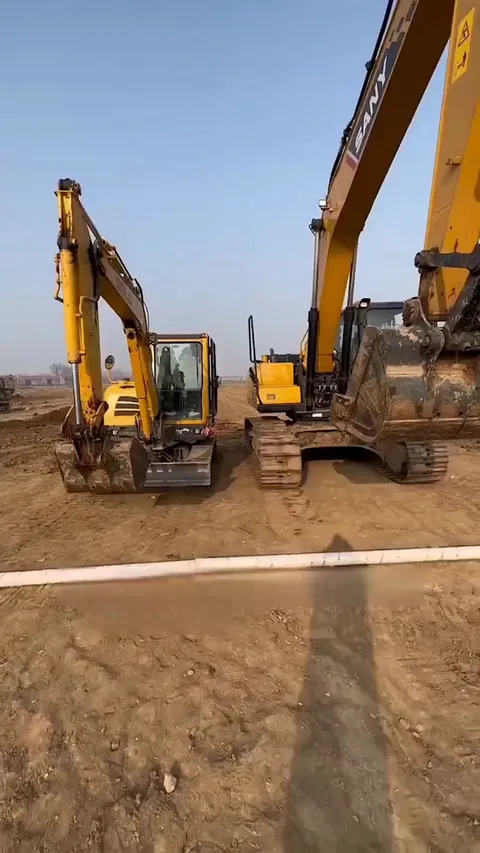 How excavators cross water pipes 
