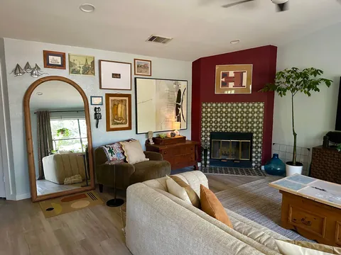 2 months in the new house and it’s really starting to feel like home :)