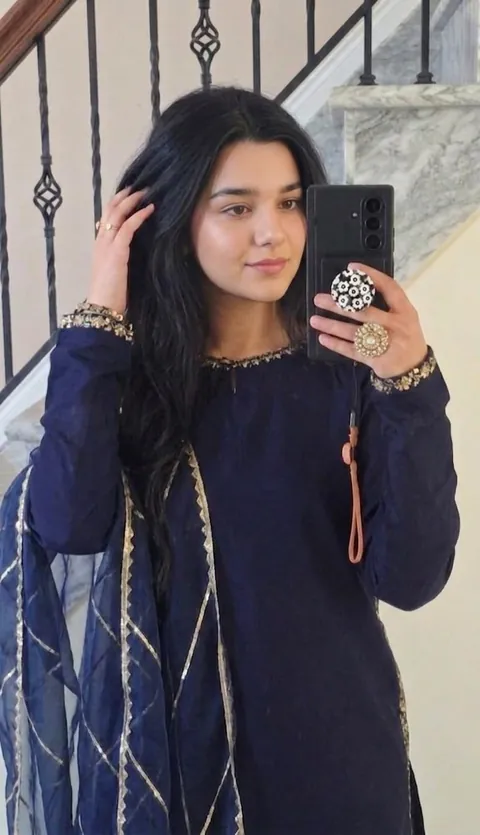 22F, Reposting after a while make me seriously regret posting here...