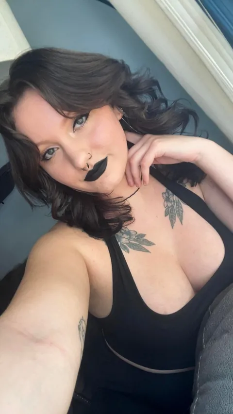 Don’t swipe…or you’re a big pervert !!