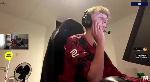 Unfortunate  player camera angle in a CS pro event