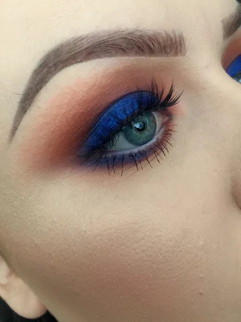 Attempting Some Colour Today - Jaclyn Hill Palette