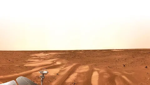 Mars surface captured by Zhurong rover , June 27, 2021