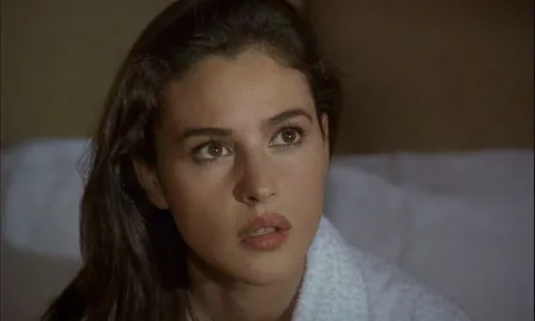 how do you achieve that "movie skin" look?