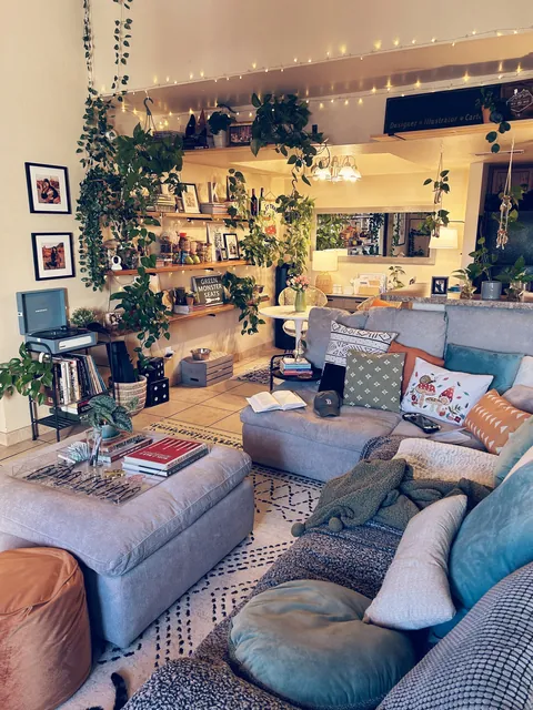 A few more angles of our spot in the desert 🌵☀️