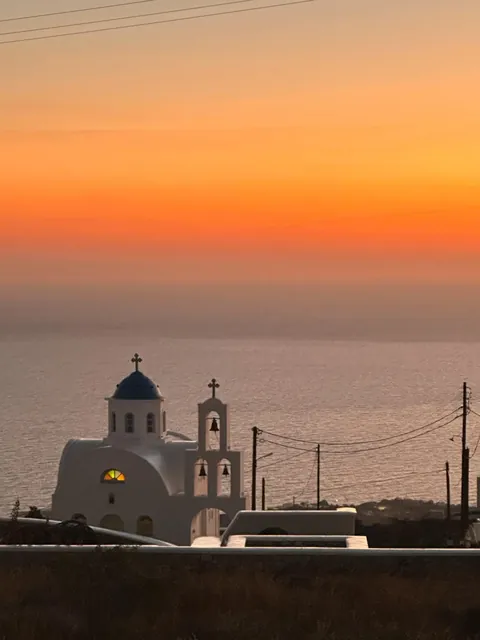 Santorini, Greece in October 🇬🇷