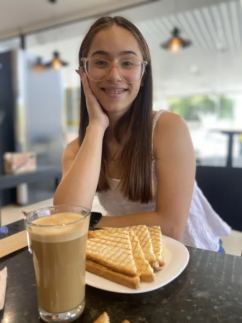 POV: youre on a date with a girl who has braces